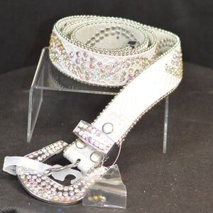 White Rhinestone Leather Belt M/L NWT